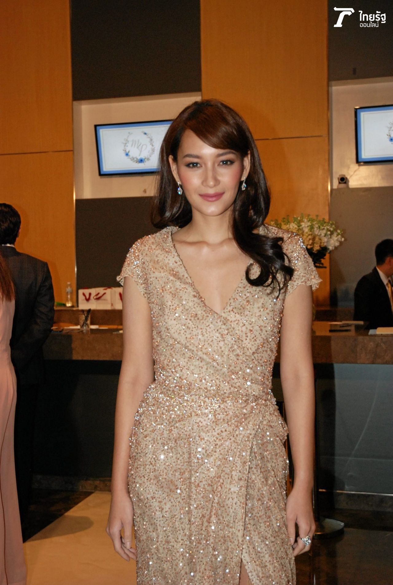 บี น้ำทิพย์ 