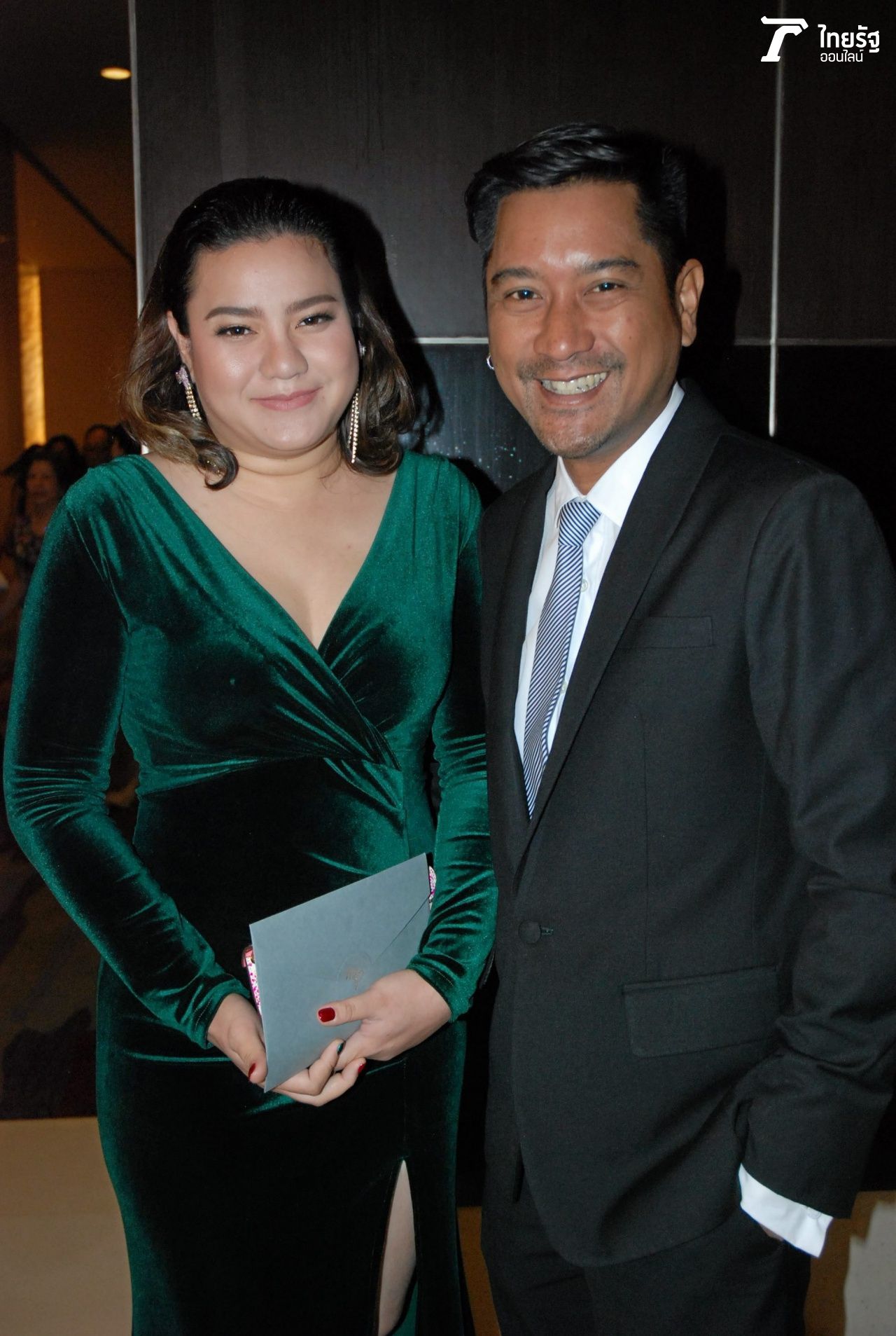 หนุ่ม และฝ้าย