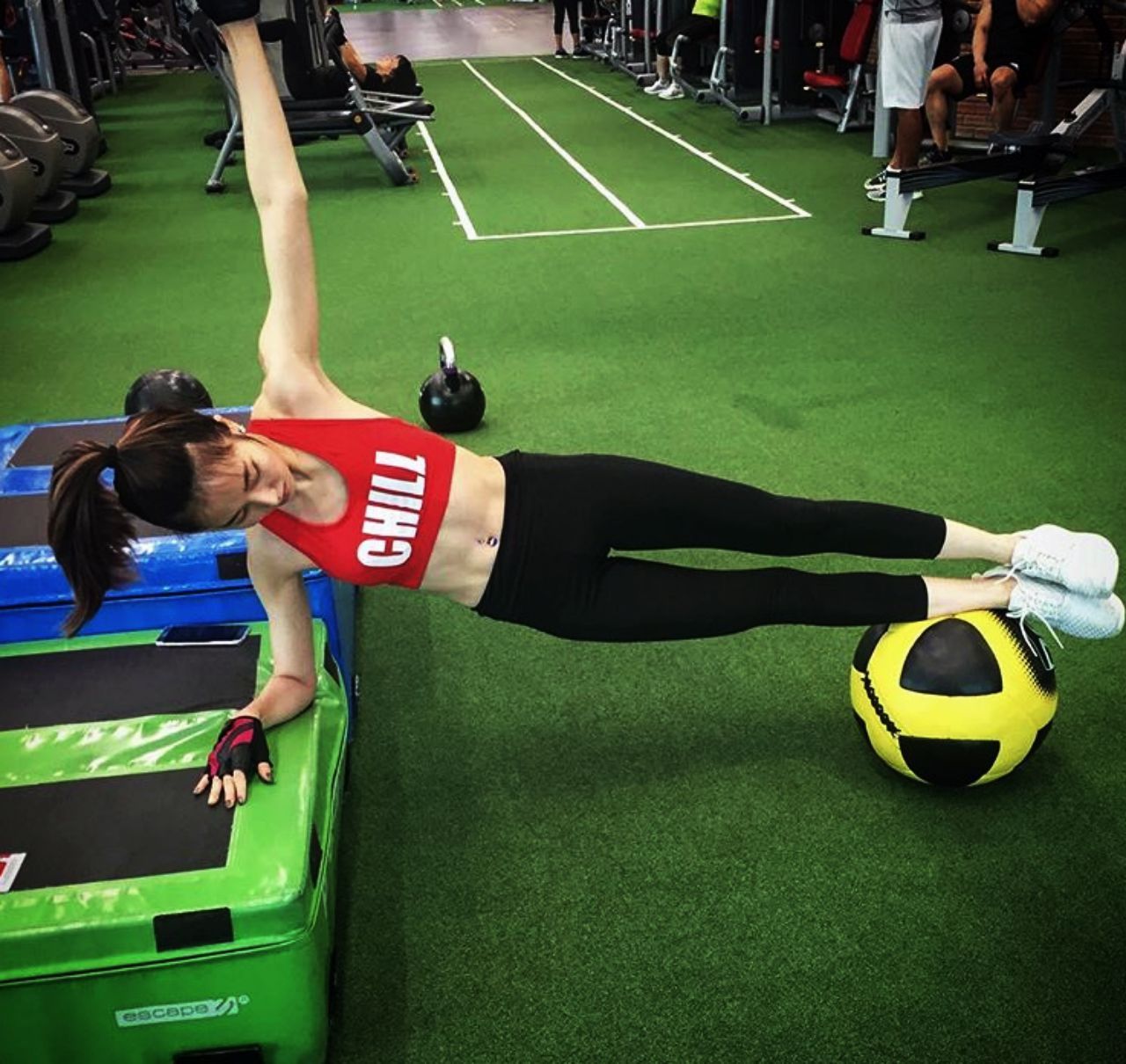 กล้ามท้องแข็งแรงมาก