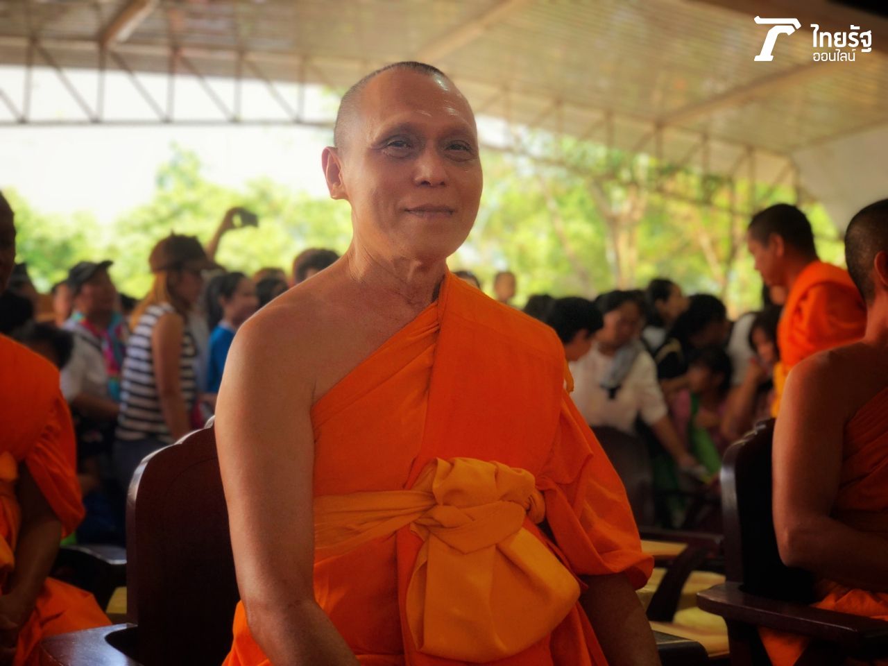 พระครูสังฆรักษ์รังสฤษดิ์ อิทฺธิจินฺตโก หรือ หลวงพี่หมู เจ้าอาวาสวัดพระธรรมกาย