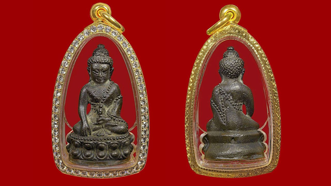 พระกริ่งชินบัญชร พ.ศ.๒๕๑๗ หลวงปู่ทิม วัดละหารไร่ ระยอง ของ นพ.ภานุเมศ ศรีสว่าง.