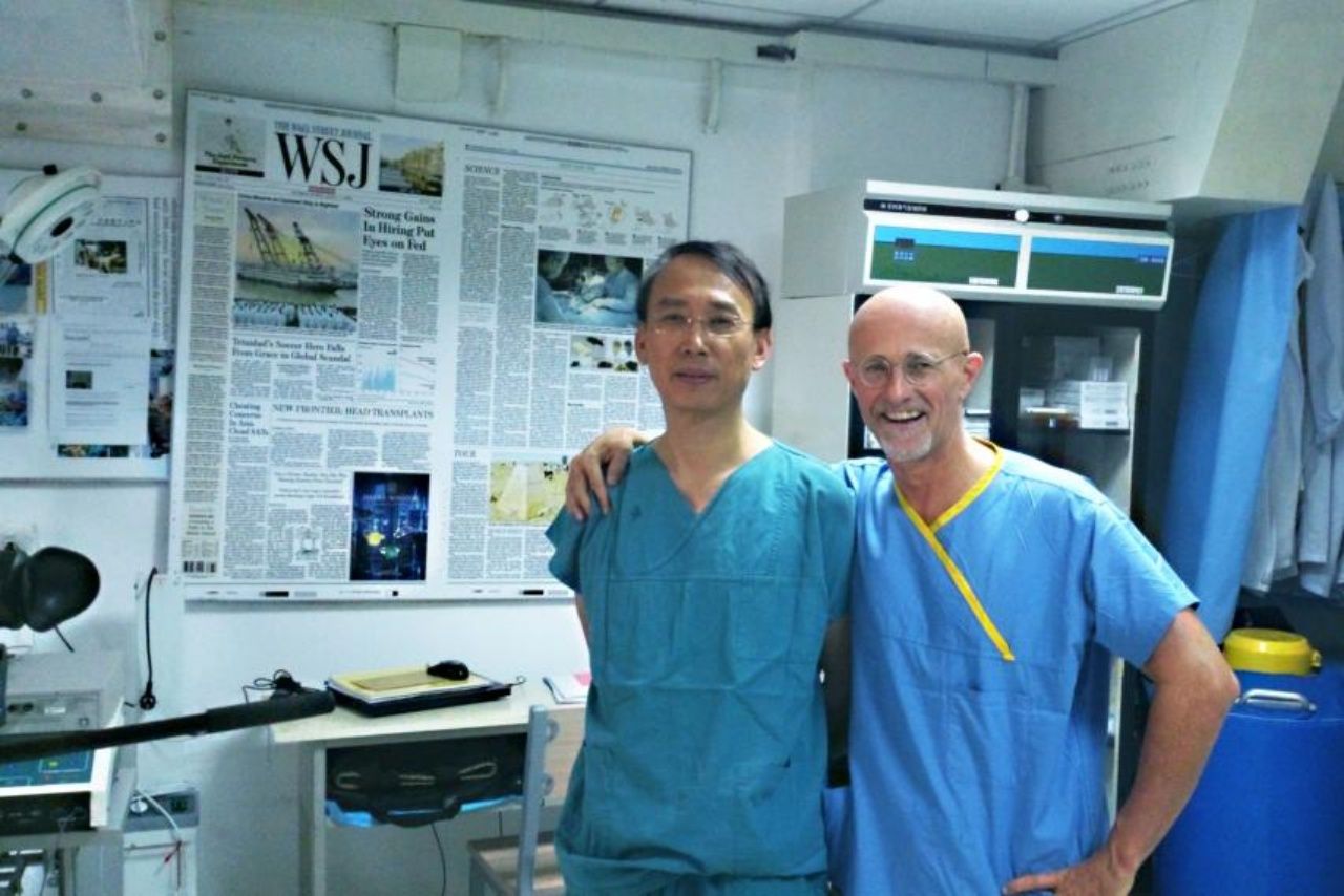 นพ.คานาเวอร์โร กับ นพ.เซียว พิง เร็น