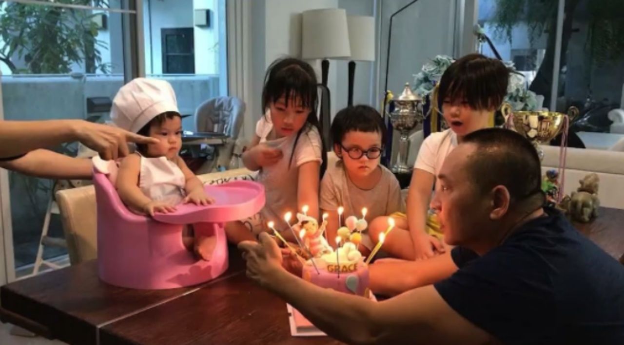 พ่อเปิ้ลกับทั้ง 4 ออ