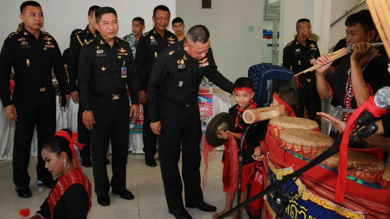 ผบ.ทสส.ชอบใจโครงการ สินค้าธงน้ำเงิน