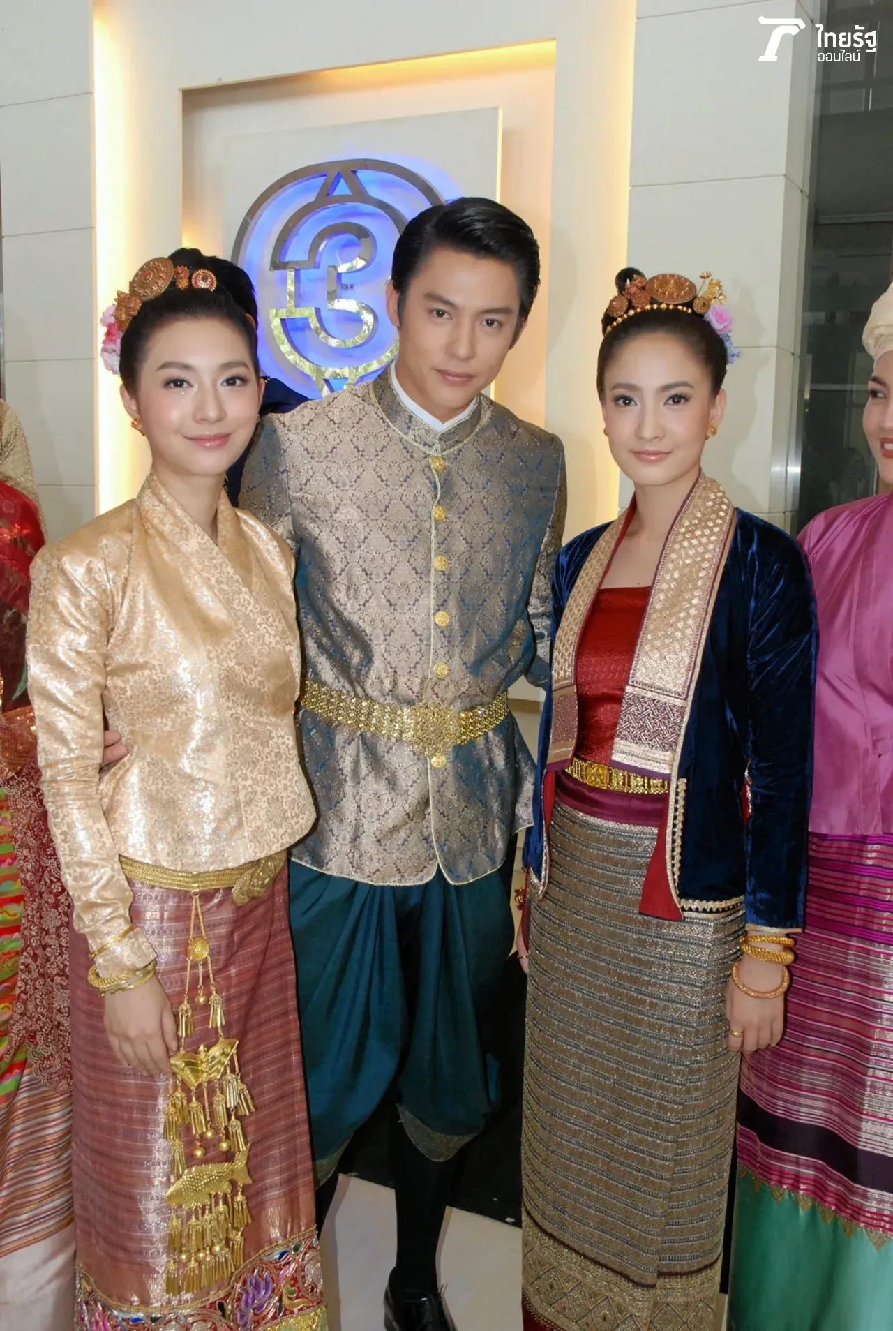 เปิดโผใครชนะ! เพลิงบุญ-เพลิงพระนาง เรื่องไหนคนค้นหากูเกิลมากสุดปี 2017