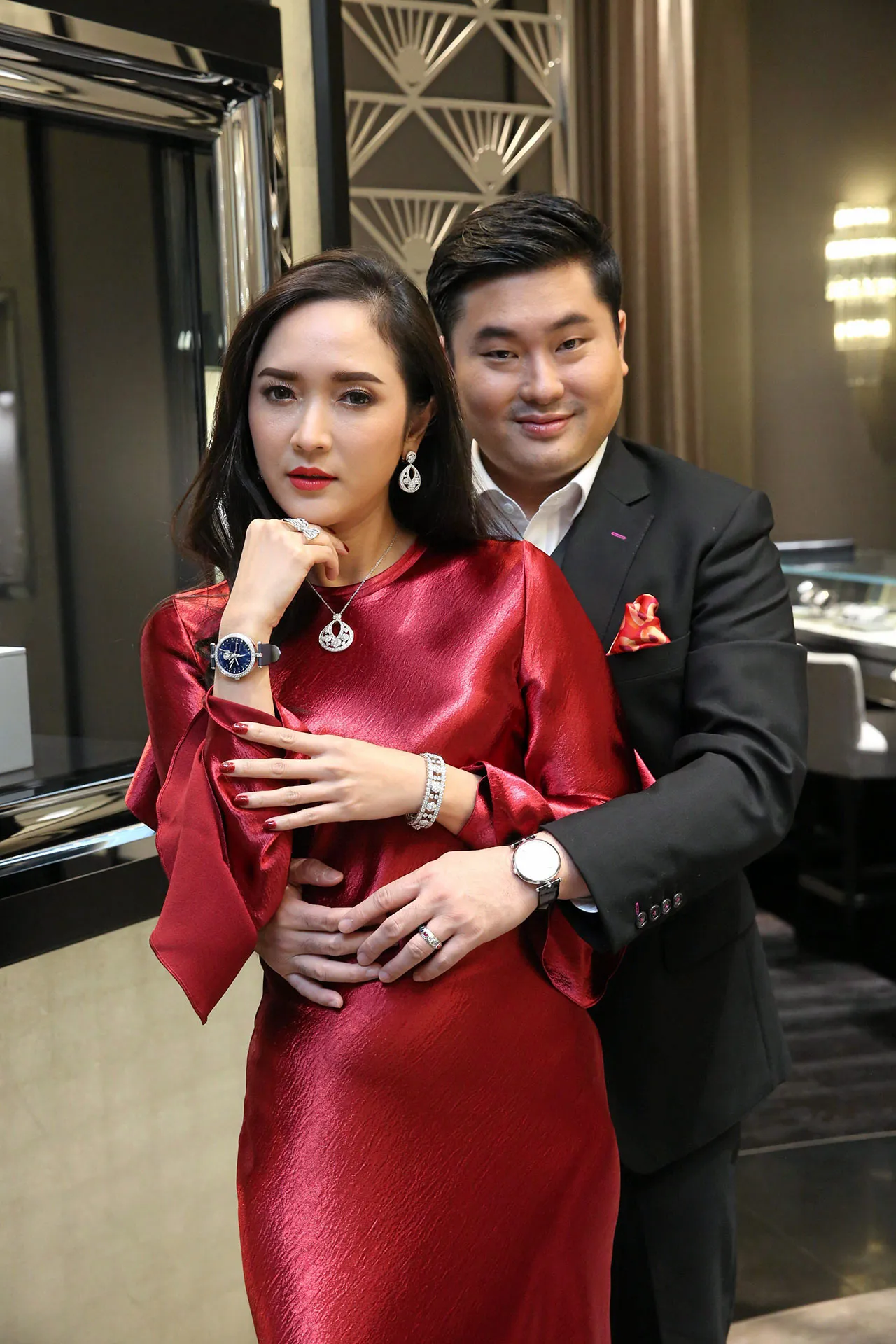 "จุฑามาศ-พิบูลย์เขตร นิธิอนันตภร".