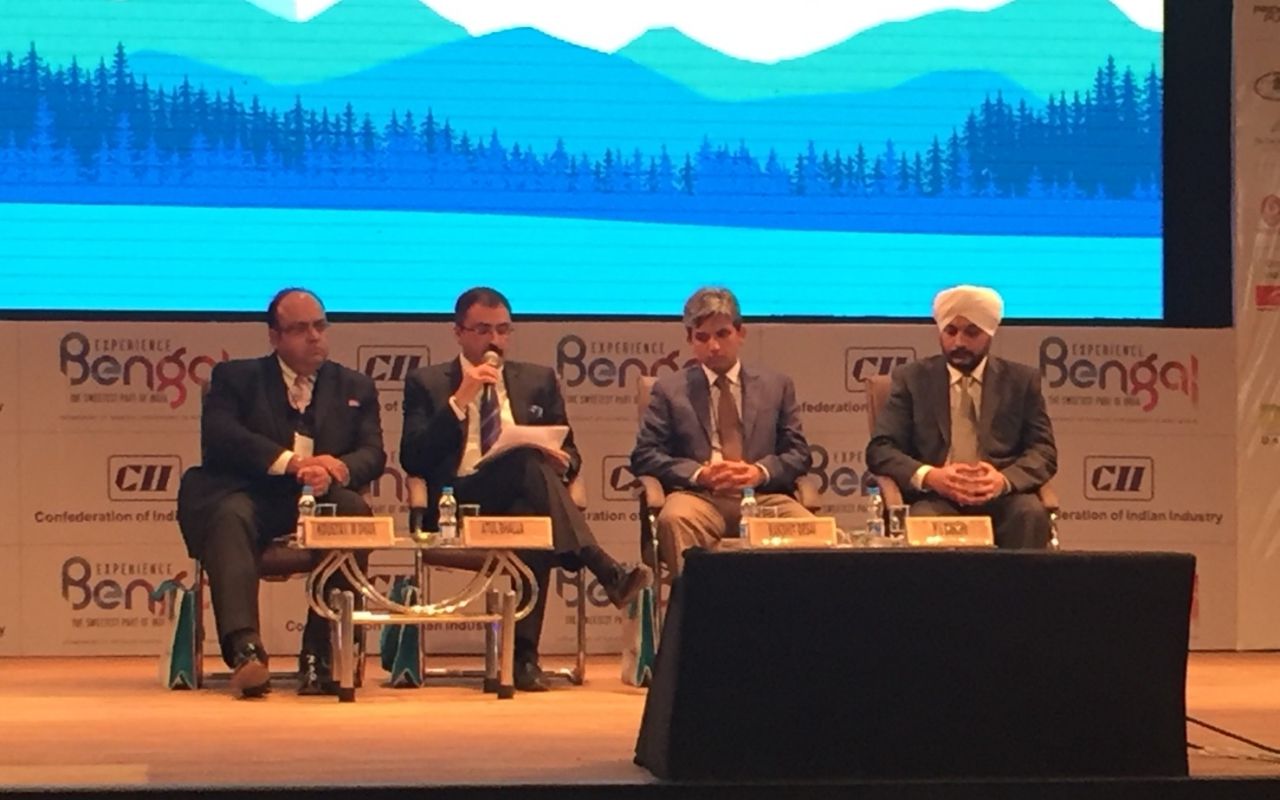 นาย อาตุล พัลลา กล่าวในที่ประชุม Destination East