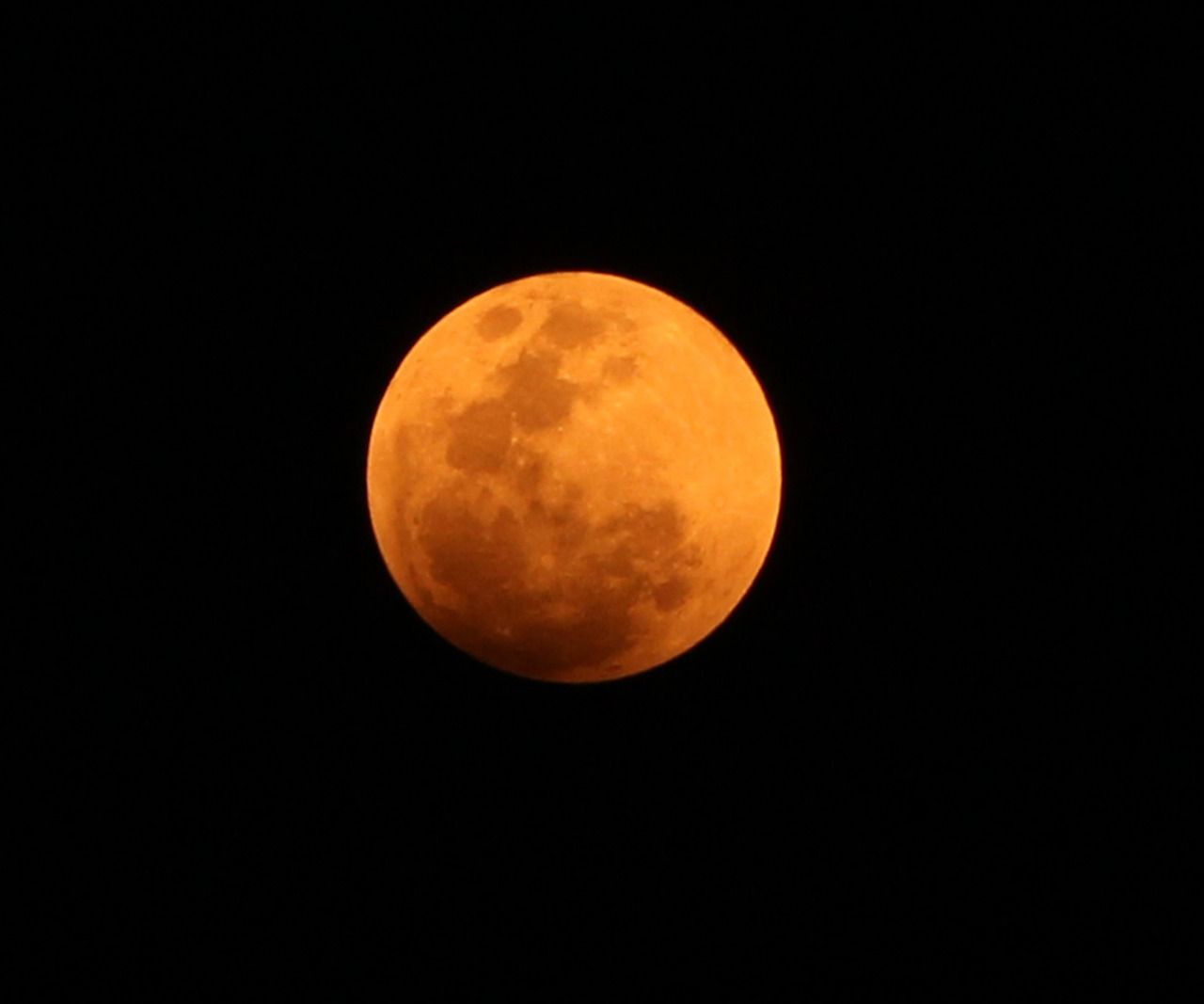 พระจันทร์​ที่ จ.สุรินทร์