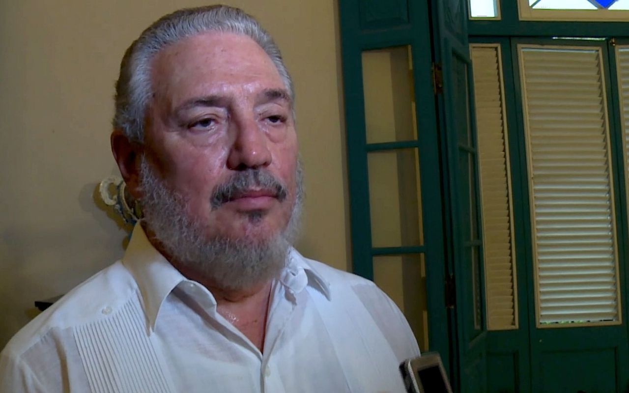 นายฟิเดล แองเจล คาสโตร ดีแอซ-บาลาร์ต 