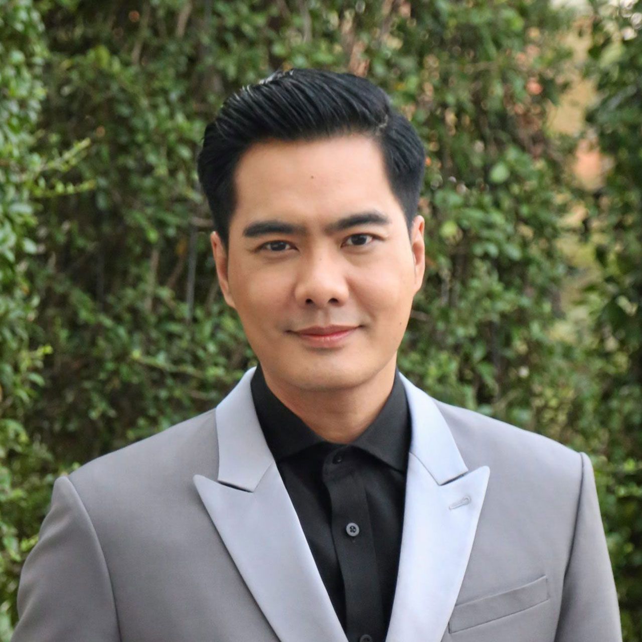 ขอแสดงความเสียใจกับ เคลลี่ ธนะพัฒน์ ที่สูญเสีย คุณแม่ดวงกมล สวดถึงวันเสาร์ที่ 10 ก.พ. ฌาปนกิจวันอาทิตย์ที่ 11 ก.พ. บ่ายโมง ที่วัดป่าแพ่ง จ.เชียงใหม่.