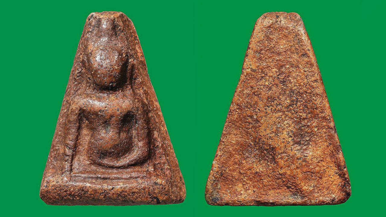 พระนางพญา พิมพ์เข่าตรง กรุวัดนางพญา พิษณุโลก ของช้าง ท่าดินแดง.