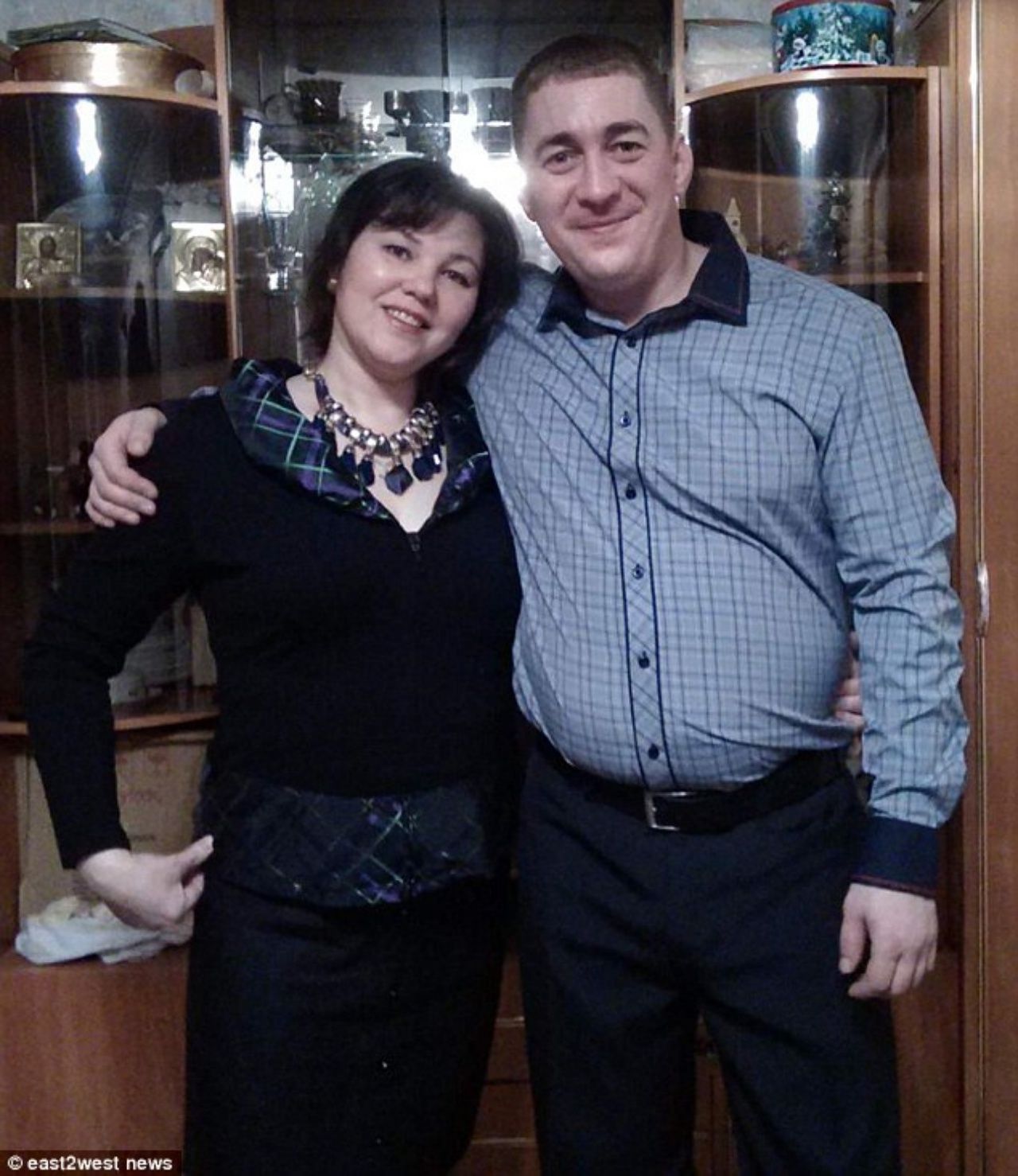 ภาพที่นายเซเลนสกีถ่ายคู่กับภรรยา ซึ่งมีชื่อว่า ทาเทียนา เหมือนกับชู้รักของเขา