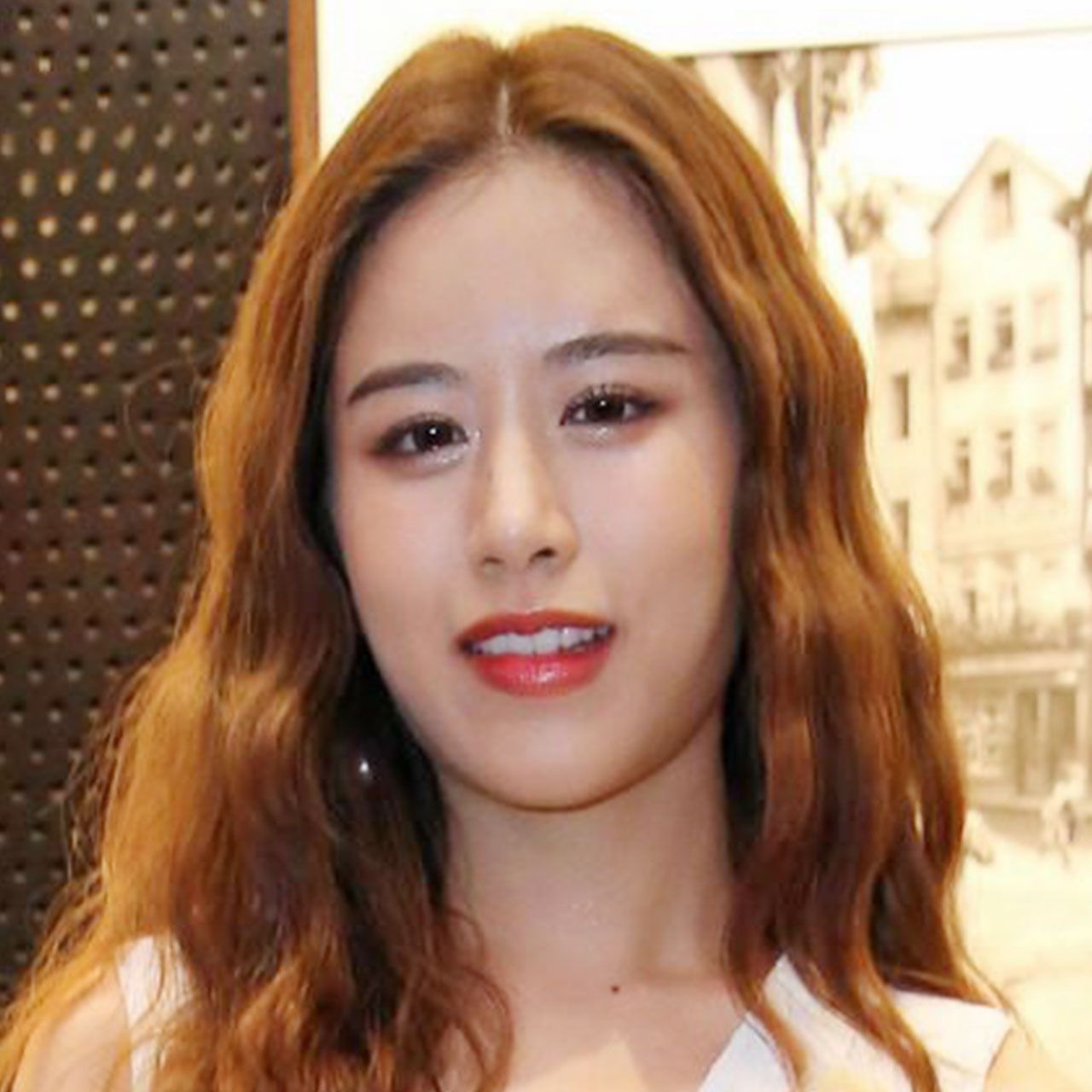 สาวเสียงดีเรียนเก่ง ฟาง-ธนันต์ธรญ์ จะร่วมกิจกรรม “I-DEE ชีวิตดี เมื่อมี I-DEE” แชร์ไอเดียดีๆเพื่อเตรียม ตัวสู่มหา’ลัยให้น้องๆ ร.ร.กรรณสูตศึกษาลัย สุพรรณบุรี วันนี้บ่ายโมง.