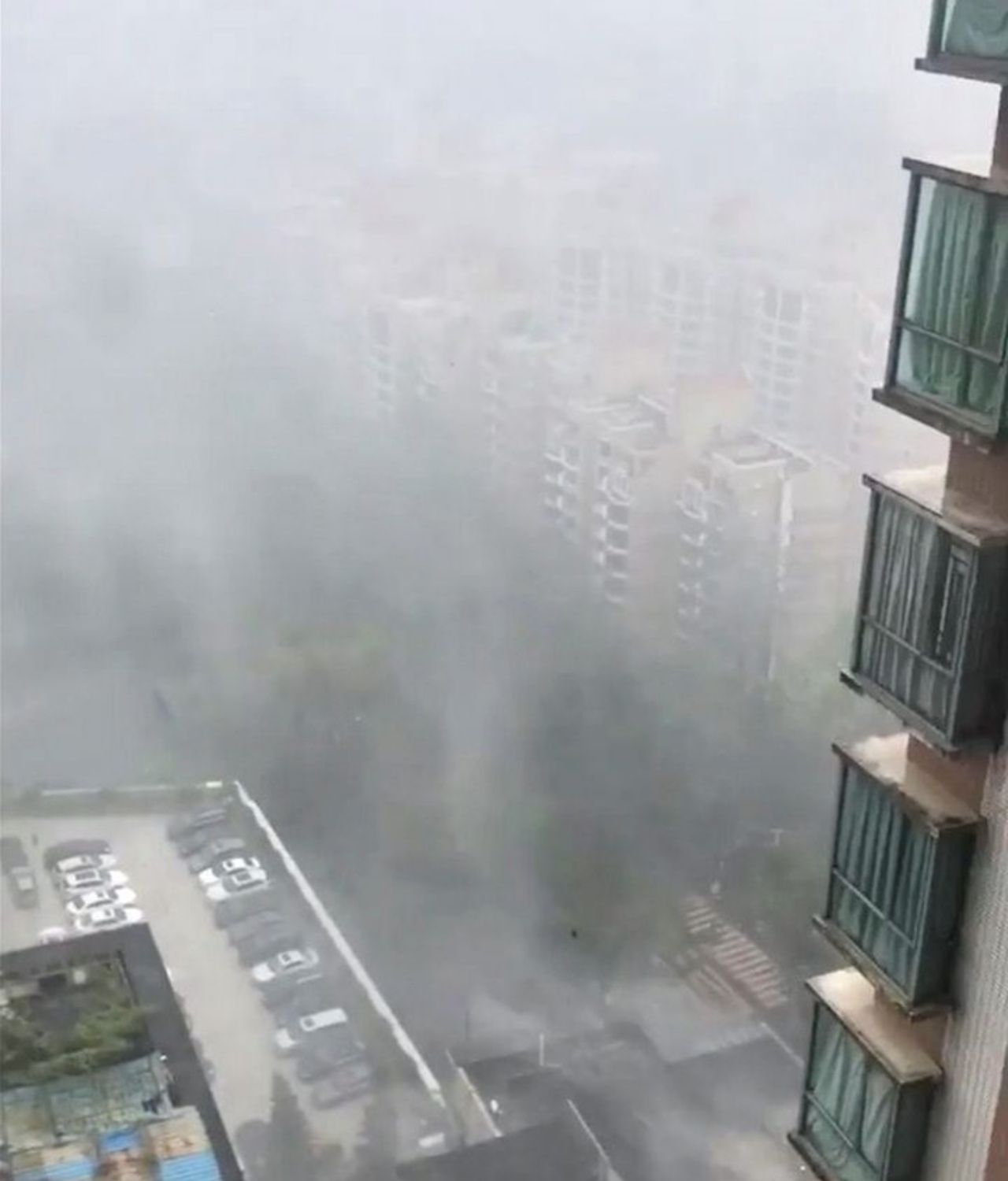 ฝนตกหนักมากที่ฮ่องกง