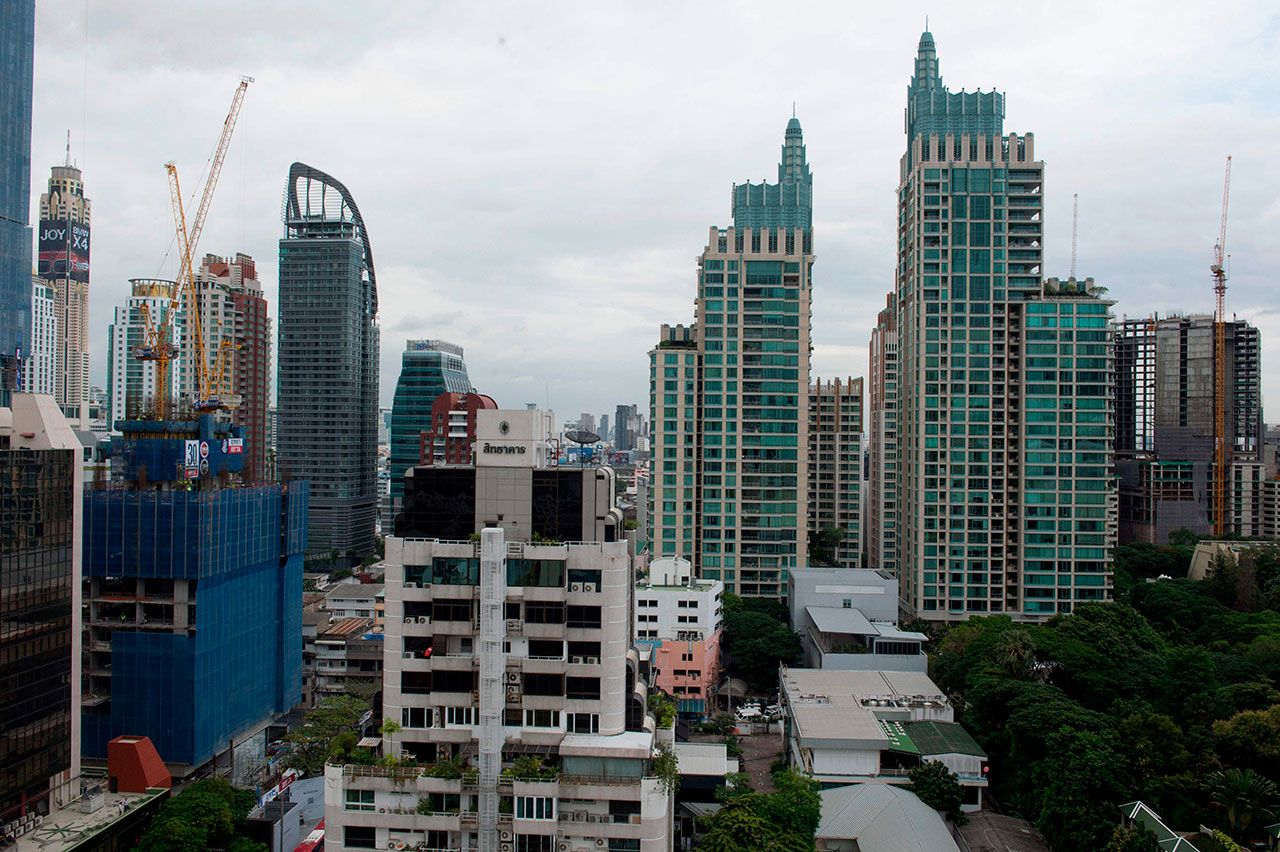 มีแต่การก่อสร้างตึกสูง