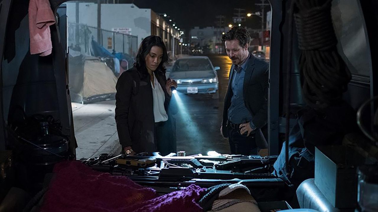 คลังอาวุธครบขนาดนี้คงไม่ใช่แค่ล้างแค้นธรรมดา...