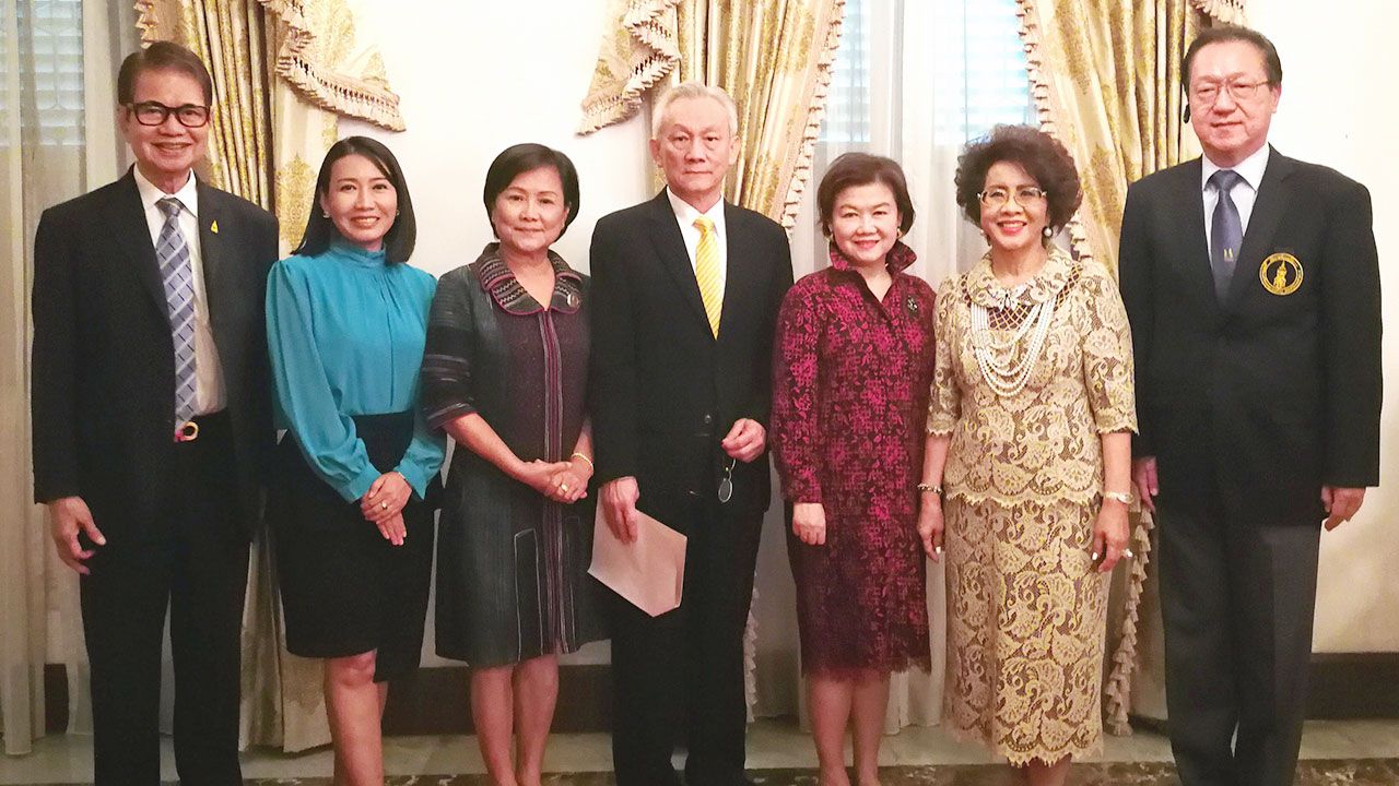 ประชุม จรัญ ภักดีธนากุล ประธานกองทุนเพื่อผู้ป่วยและโรงพยาบาล มูลนิธิสมเด็จพระญาณสังวร สมเด็จพระสังฆราช จัดประชุมคณะกรรมการเพื่อเตรียมประทานทุนให้แก่ผู้ป่วยยากไร้ โดยมี ไพรัช วรปาณิ และ พ.ต.อ.โกวิทย์ จิรชนานนท์ มาร่วมประชุมด้วย ที่วัดบวรนิเวศวิหาร วันก่อน.