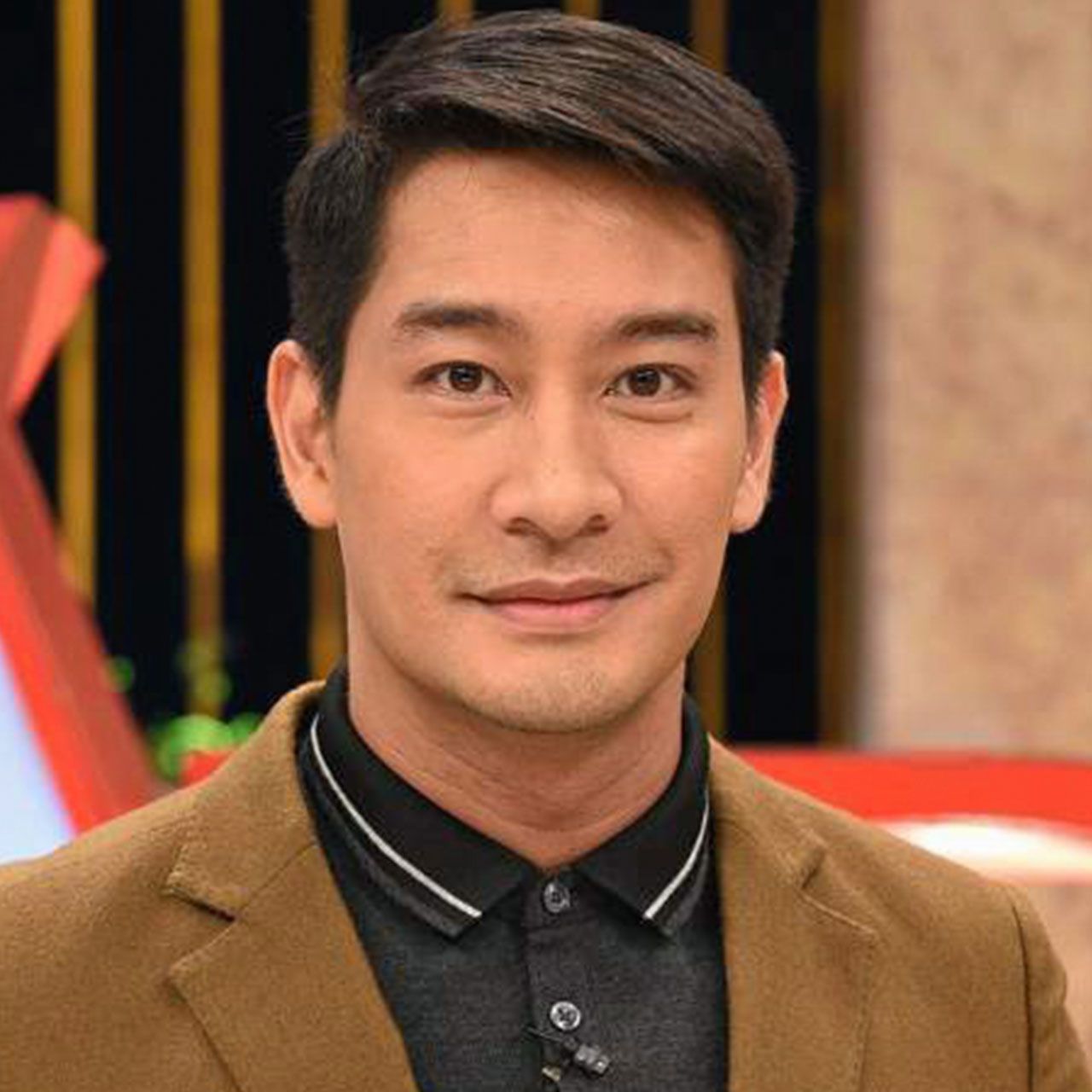 ป้อง ณวัฒน์ ยอมรับในรายการ “3 แซบ” ว่าเคยคบดาราสาวชาวจีน สมัยที่ทำงานถ่ายละครอยู่ที่นั่น... งัยล่ะ!!! หนุ่มไทยเสน่ห์แรงไม่แพ้ชาติใดในโลก.