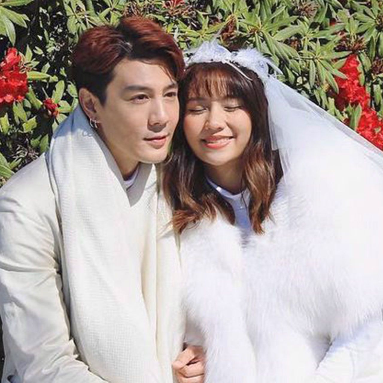 พา เมทัล ไปเซอร์ไพรส์ขอแต่งงานไกลถึงนิวซีแลนด์แล้ว โดม-ปกรณ์ ลัม จะบินกลับวันที่ 20 ก.ย. เพื่อไปเบิร์ธเดย์ แม่แหม่ม ที่มวกเหล็ก โดยพาว่าที่เจ้าสาวไปกราบด้วย.