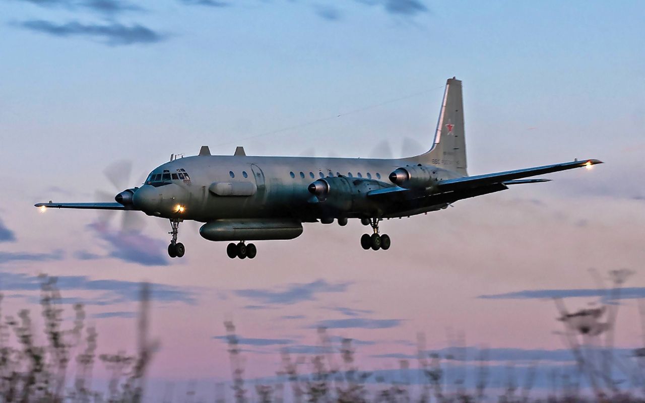 ภาพประกอบ: เครื่องบิน IL-20M ของกองทัพรัสเซีย