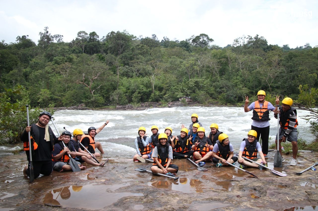 พร้อมมากๆ ล่องแก่งหินเพิง 