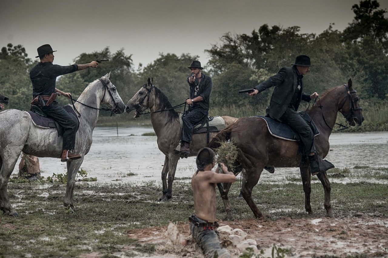 สามเสือของเรื่อง