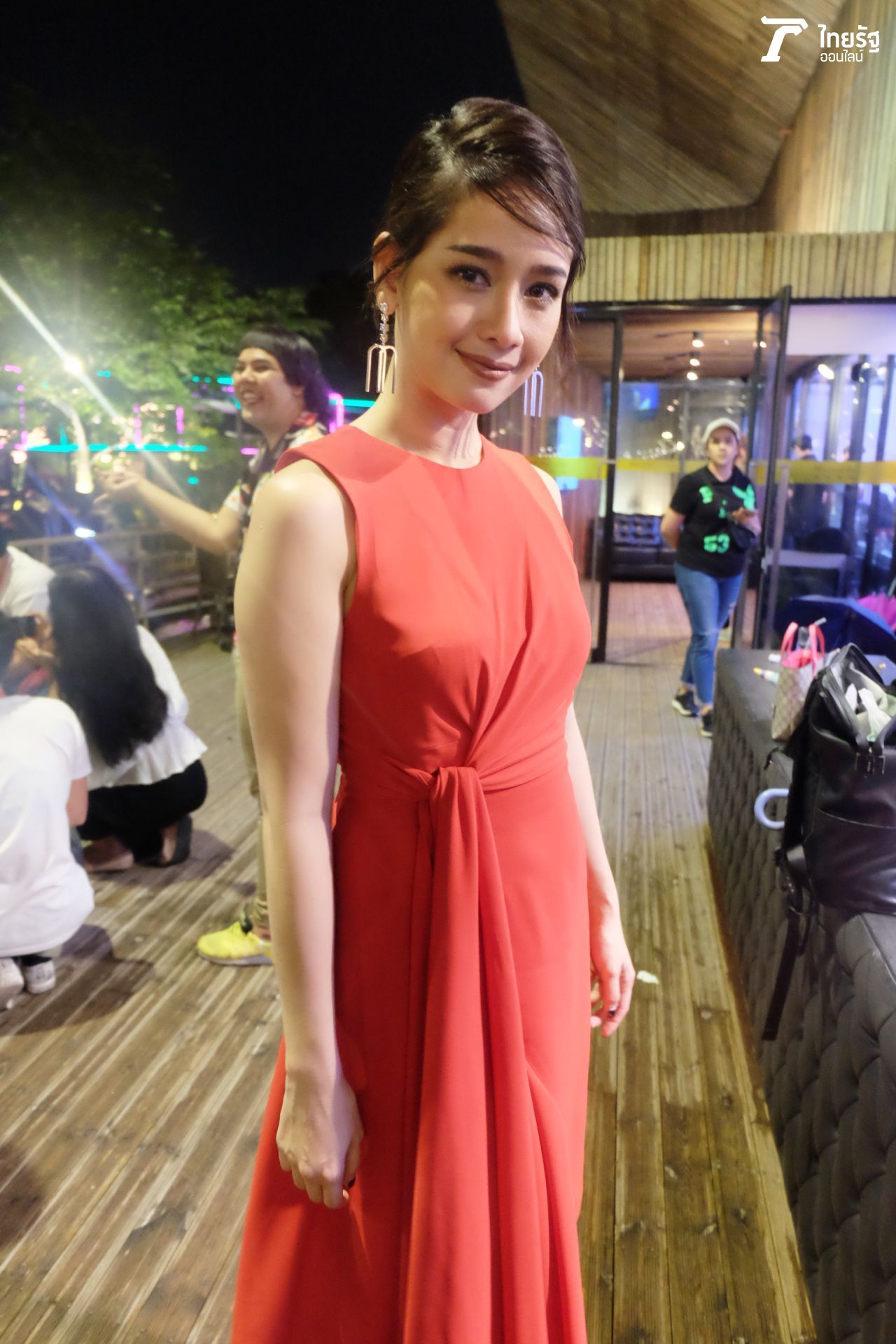 โม อมีนา