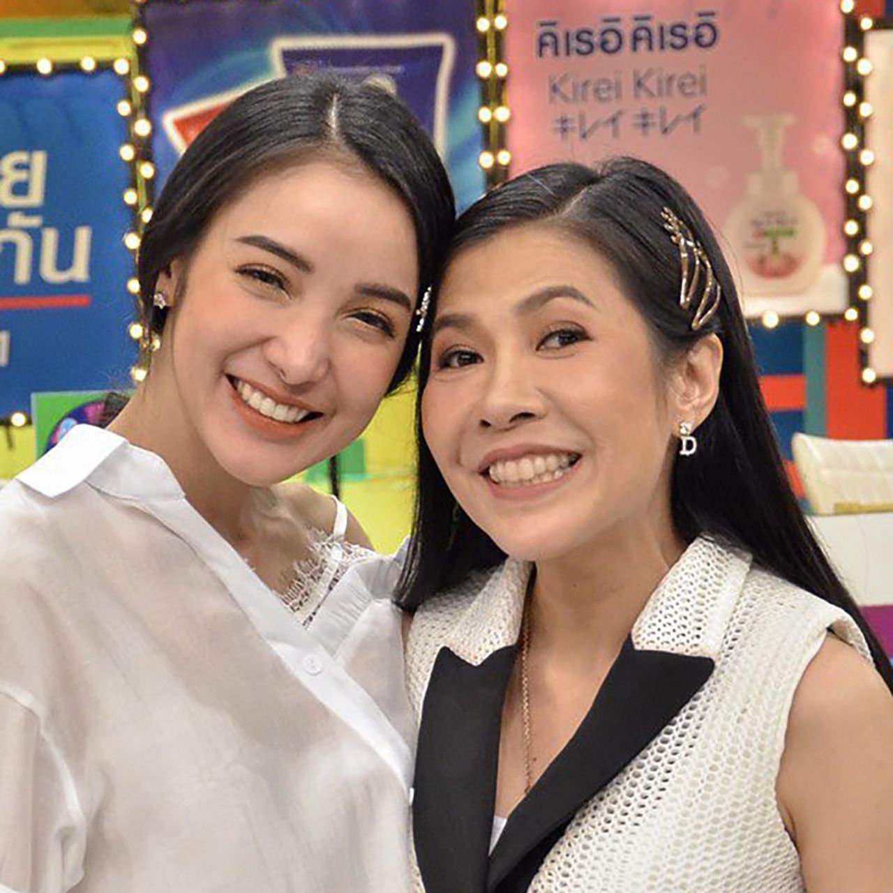 เสร็จจากรายการสด “แชร์ข่าวสาวสตรอง” ปุ๊บ แพท–ณปภา กับ ตุ๊ยตุ่ย–พุทธชาด ก็ตีรถมาอัด “ศึก 12 ราศี” ต่อทันที นี่สิ!!! สาวสตรองของจริง.