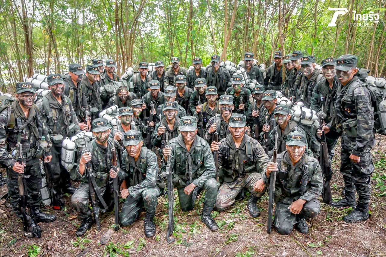 ภาพหมู่ทีม Alpha