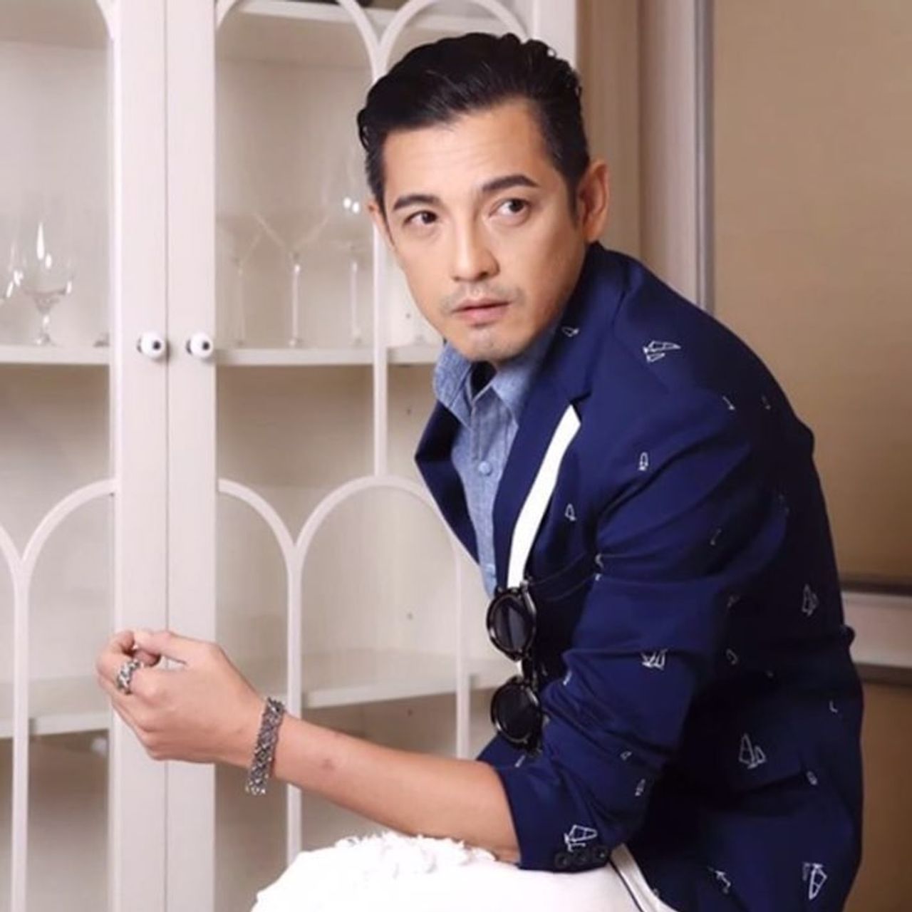 หนุ่ม ศรราม