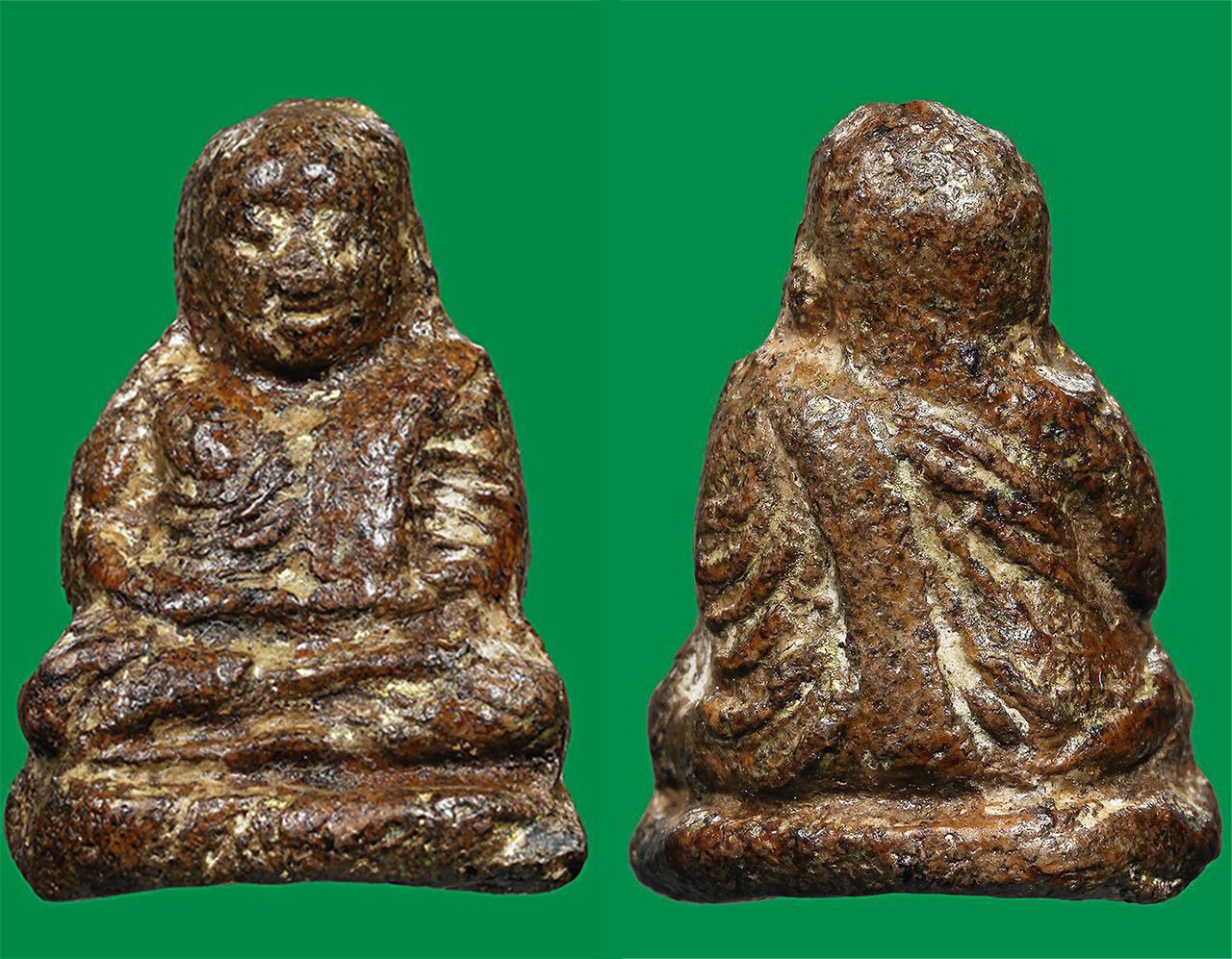 พระรูปเหมือน ลอยองค์ เนื้อดิน หลวงพ่อเงิน วัดบางคลาน พิจิตร ของ กำนันมานะ คงวุฒิปัญญา.