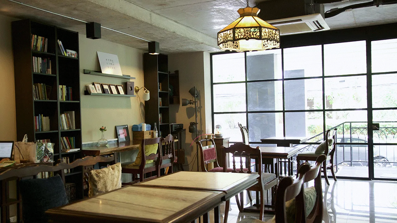 Specialty coffee : กับร้าน Some Time Blue ด้วยแชมป์ drip ประเทศไทย
