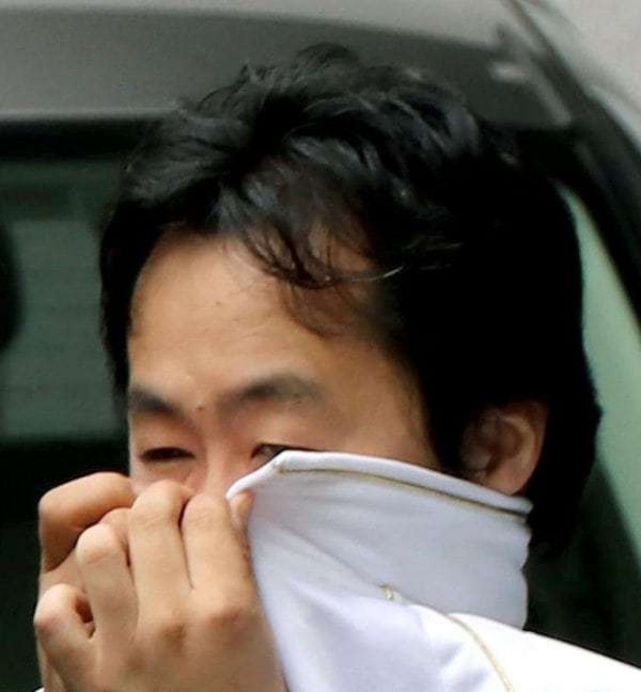 ทัตสึยะ อิวาซากิ จำเลย