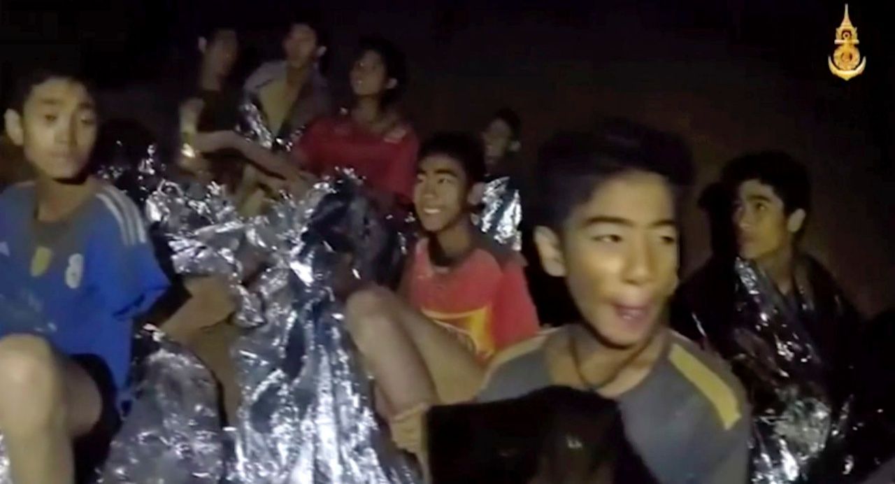 ภาพล่าสุดของเด็กๆ ที่ติดในถ้ำหลวง