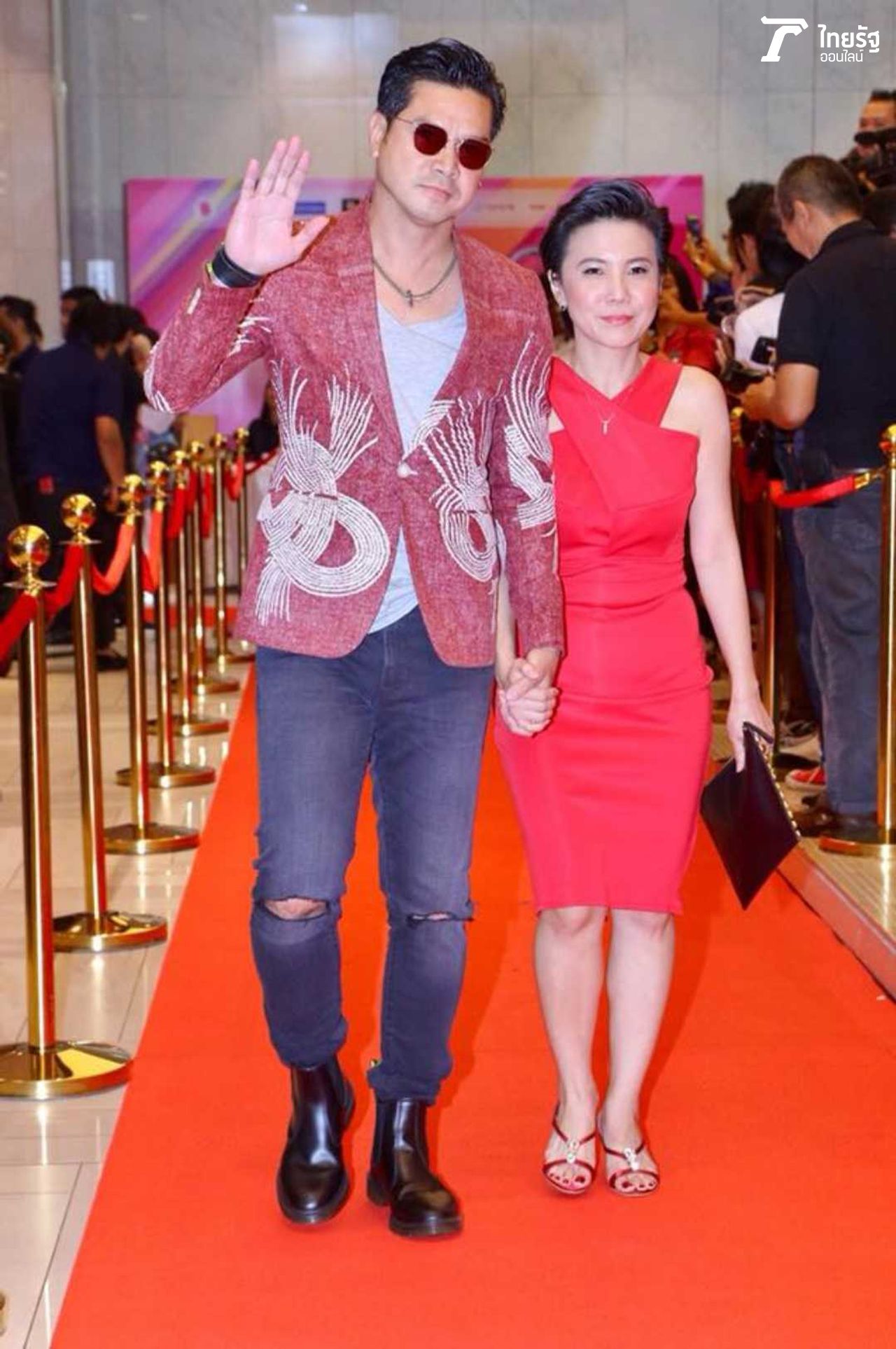 เท่พอมั้ย? เต๋า สมชาย ควงเมียมาแบบหวานนิดหน่อย 