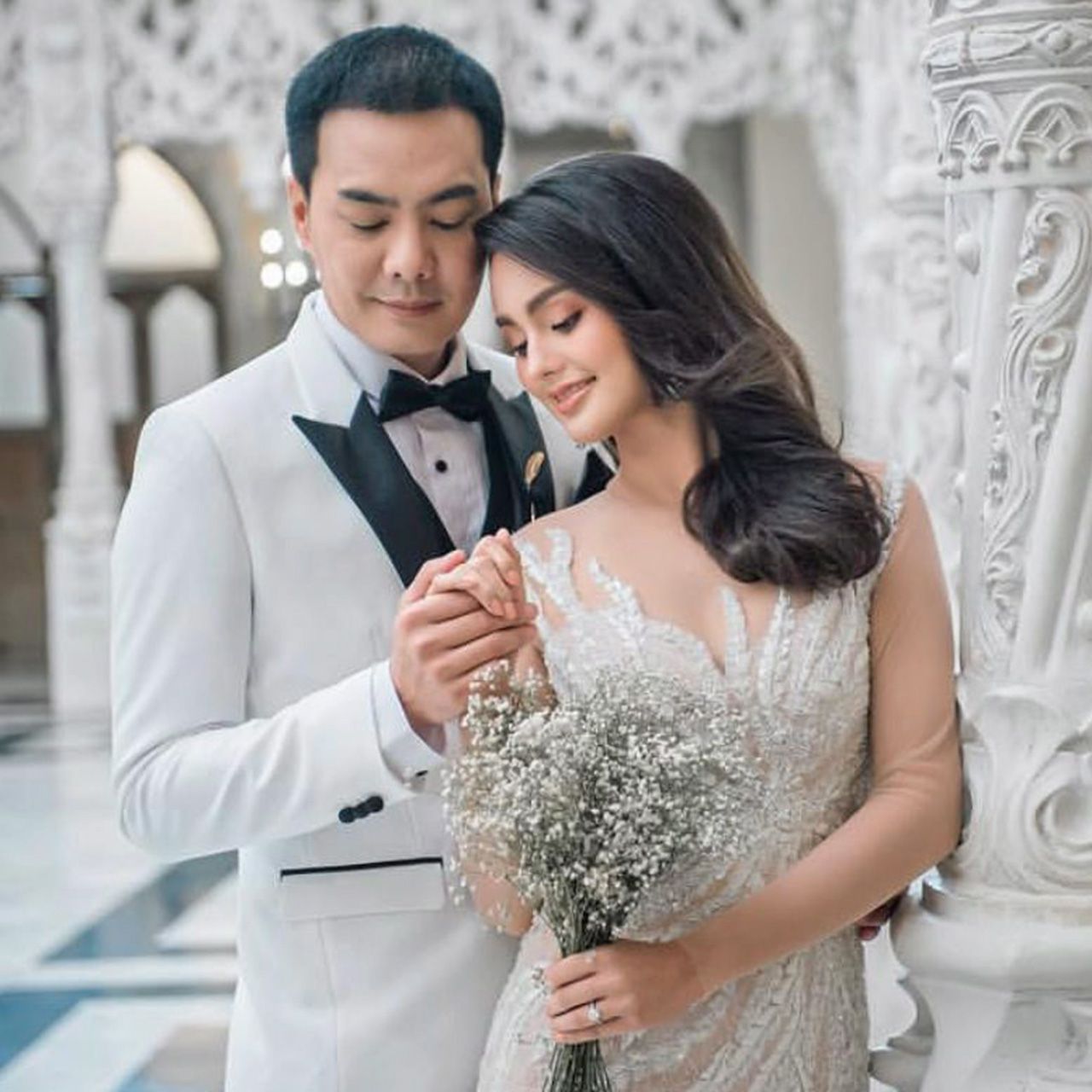 ใกล้จะมี “เมีย” แล้ว!! เคลลี่-ธนะพัฒน์ ปล่อยภาพพรีเวดดิ้งคู่ นาย-ชนุตตรา แฟนสาว แบบรัวๆ ก่อนเข้าพิธี 10 ต.ค.นี้...แต่งปุ๊บไม่รู้ “เฮีย” จะปั๊มลูกเลยอะป่าว ลุ้นยิ่งกว่า “หวย” อีก คริๆ.