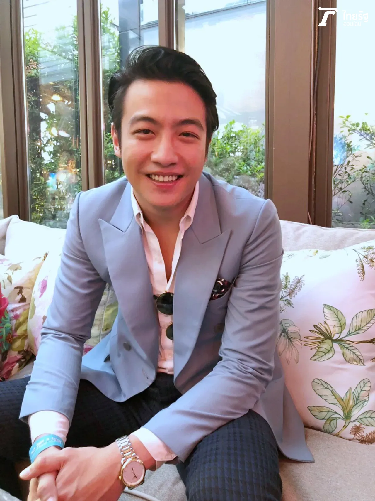 ขุน งงโดน แก้มบุ๋ม บอกเลิกถึงบ้าน รับผมเป็นคนจนมาก ไม่มีตังค์ (คลิป)