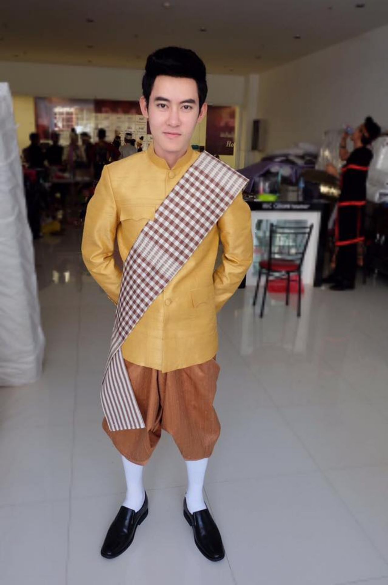 หล่อโดนใจ แฟนคลับลาว