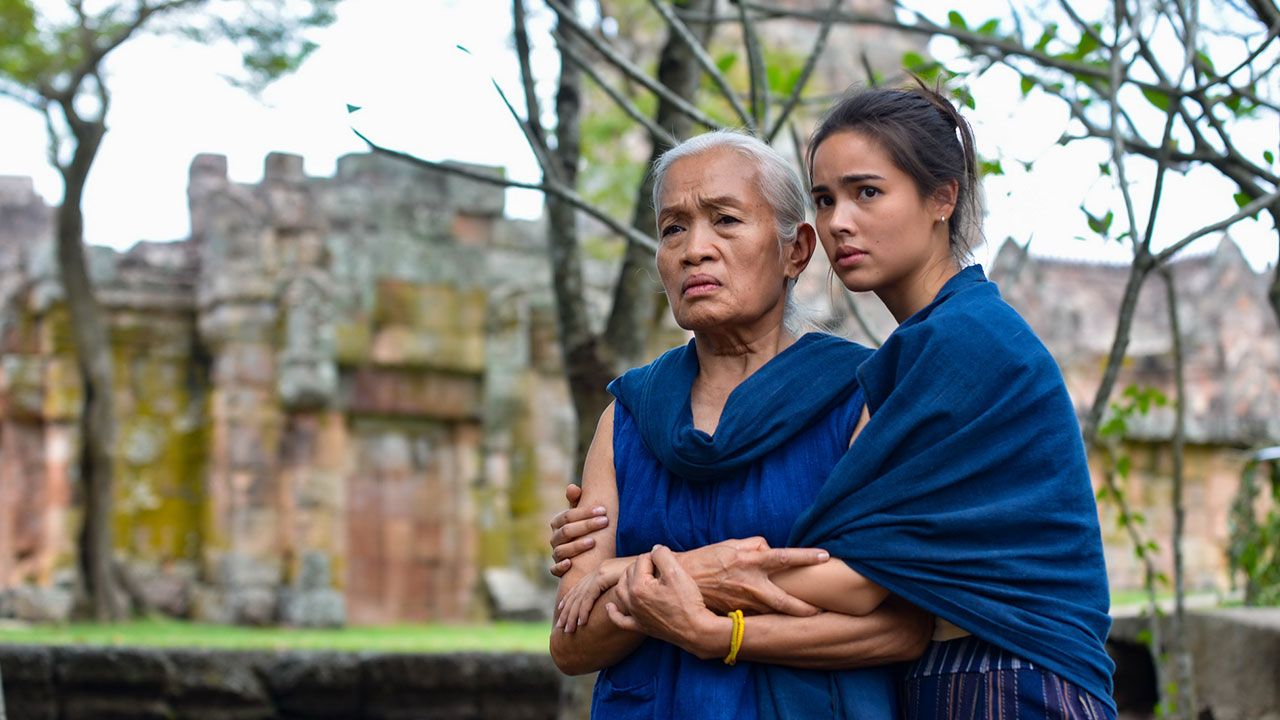 ยาย-หลาน (ญาญ่า) ผู้มีความเชื่อและศรัทธาแรงกล้าต่อพญานาคี