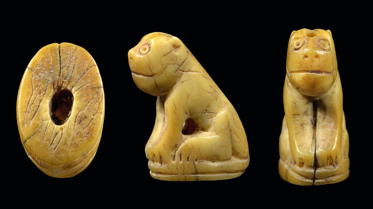 เขี้ยว​เสือ​แกะ หลวง​พ่อ​ปานวัด​คลอง​ด่านของโฆสิตธีร​ศรี​ศุภร.