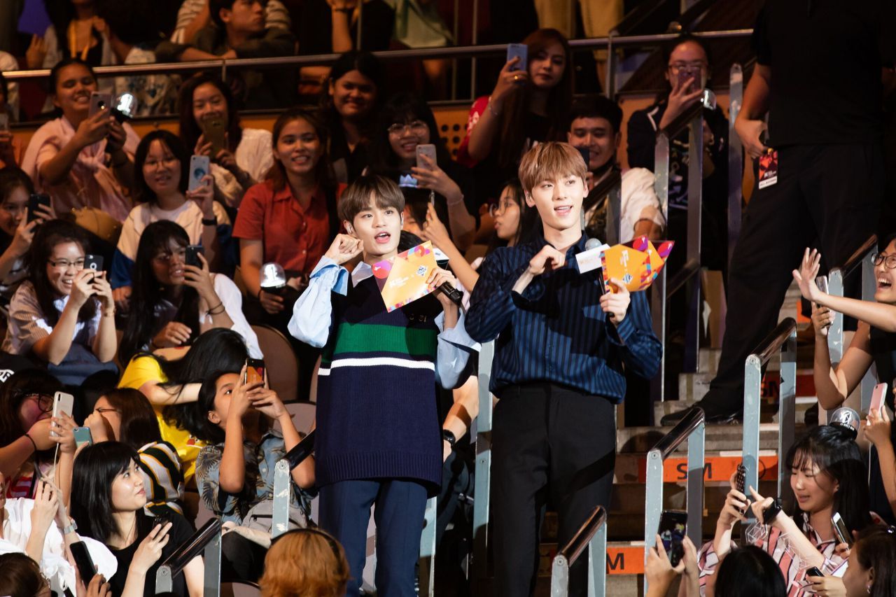 แดฮวี มินฮยอน Wanna One เป็น MC พิเศษ เรียกเสียงกรี๊ดถล่มทลาย 