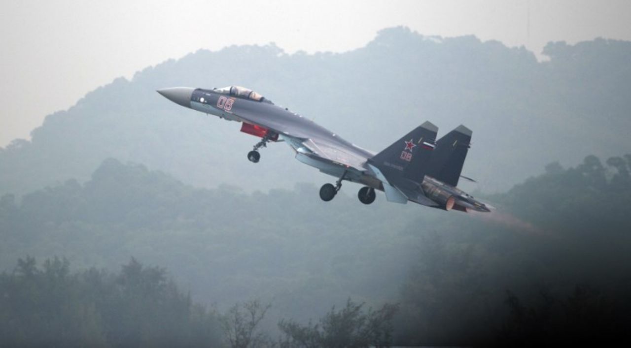 เครื่องบินขับไล่ SU-35