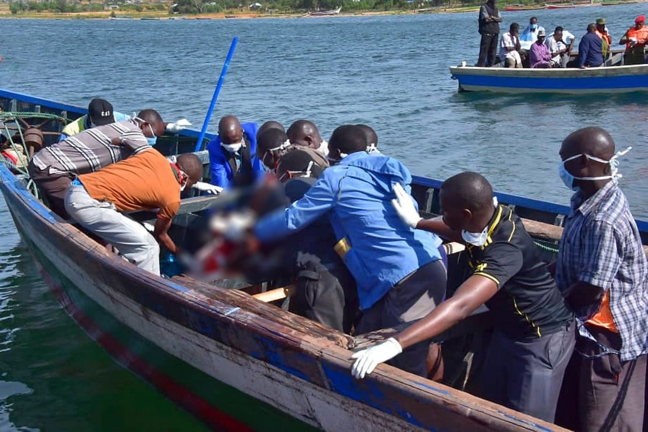 เจ้าหน้าที่ยังคงออกค้นหาผู้รอดชีวิตและเสียชีวิต