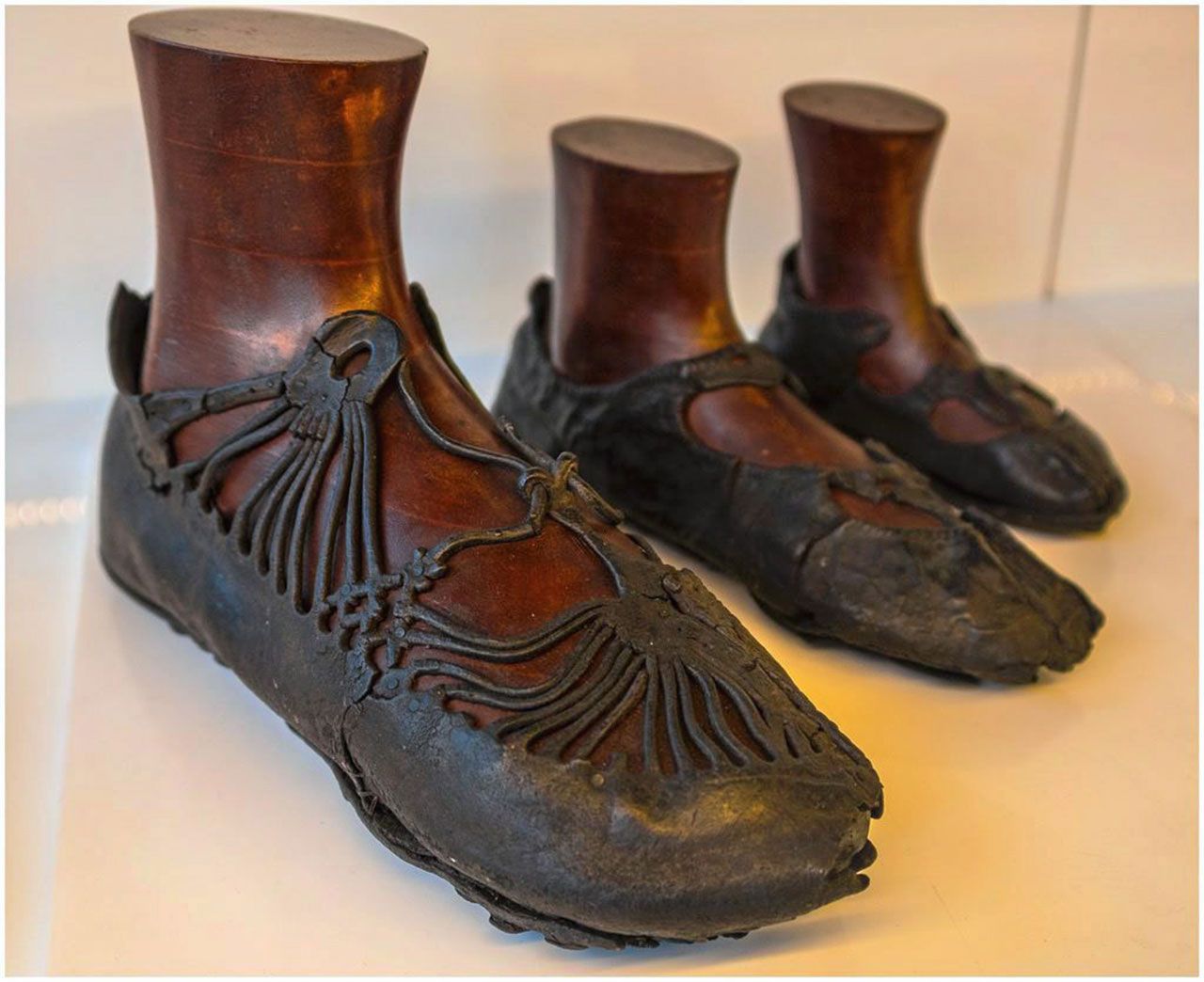 รองเท้าของชาวโรมัน.