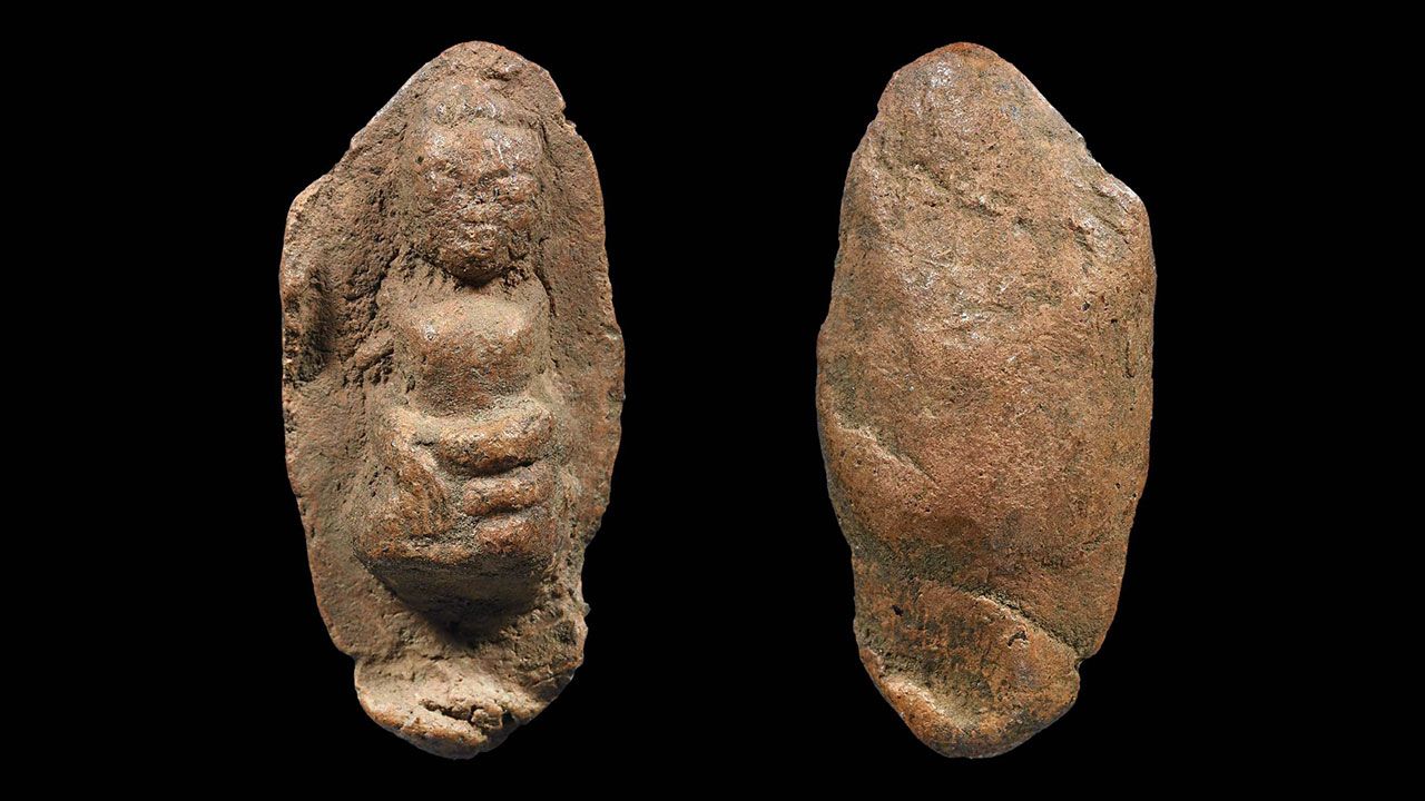 พระถ้ำเสือพิมพ์ตุ๊กตากรุวัดเขาถ้ำเสืออ.อู่ทอง สุพรรณบุรีของตู้อู่ทอง.