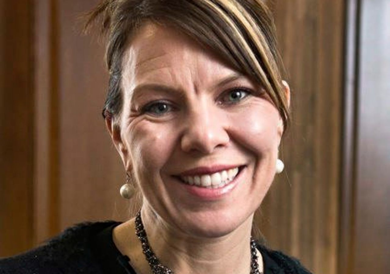 ครอบครัวและเพื่อนๆเศร้าเสียใจต่อการจากไปของ นางเจนนิเฟอร์ ริออร์แดน 