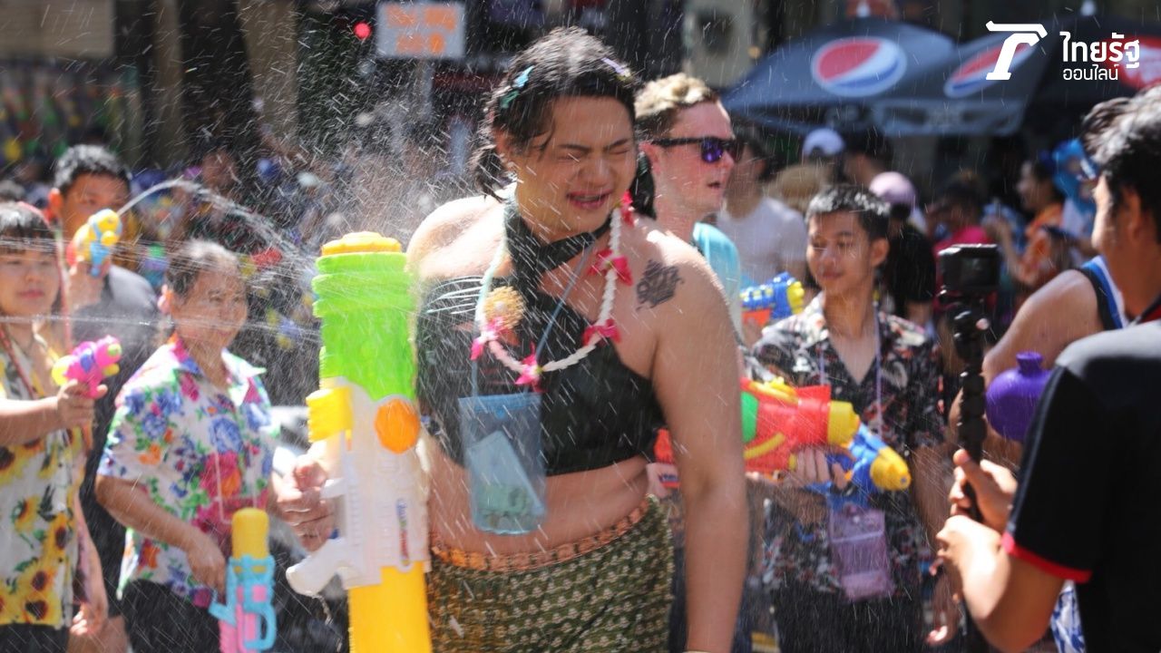 'ตะเบงมาน' โดนน้ำเต็มๆ