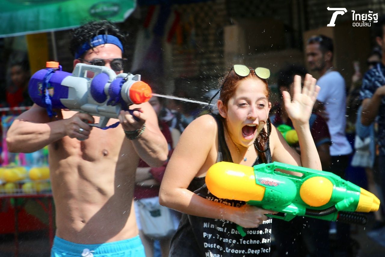 หากเขาแสดงเจตนาให้คุณเห็นแล้วว่า ไม่ต้องการเล่นน้ำ ก็มิใช่ว่าคุณจะสาดเขาได้อย่างที่คุณต้องการ