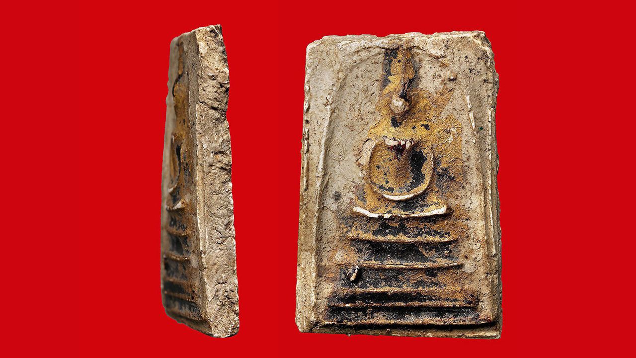 พระสมเด็จบางขุนพรหม พิมพ์เส้นด้าย กรุวัดใหม่อมตรส ของอุดมเดช รัตนเสถียร.