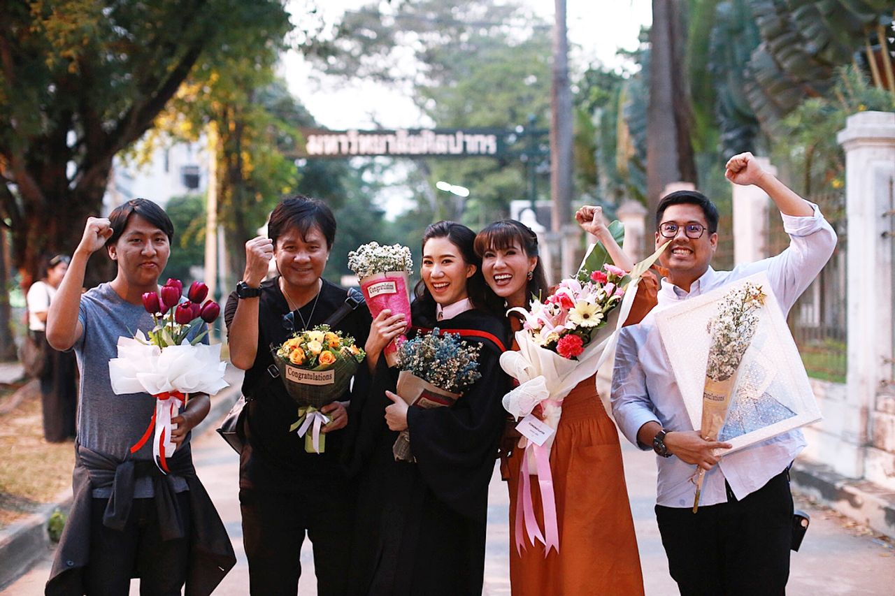 แก้ว-อ๊อด และลูกๆ ทั้ง 3 คน